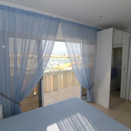 Апартаменты Riomar Penthouse